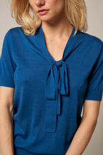 Load image into Gallery viewer, Tie Neck Worsted Cashmere Top
