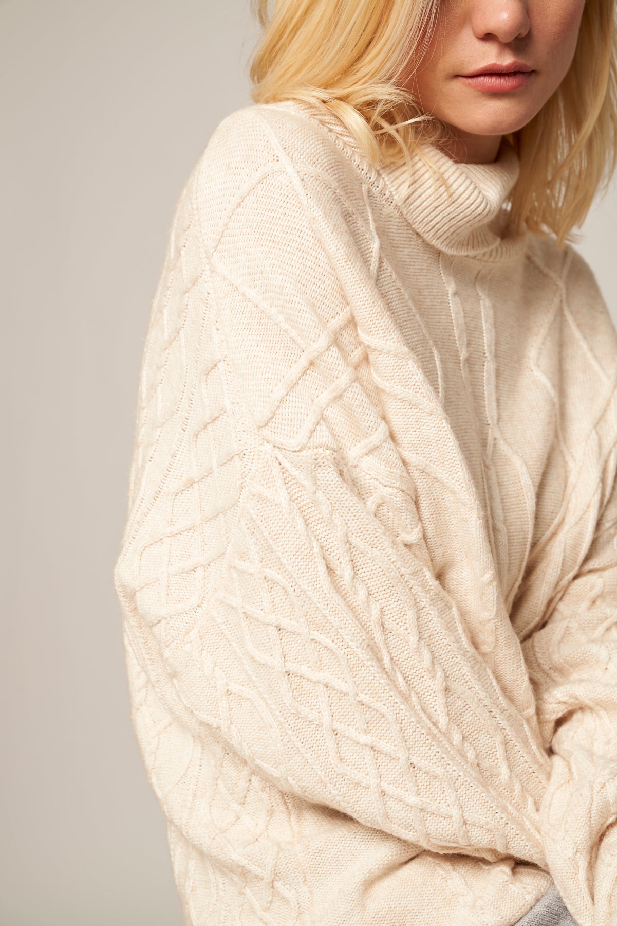 Cashmere | Turtle Neck Winter Sweater | Women Long Sleeve Sweater | Bellemere New York