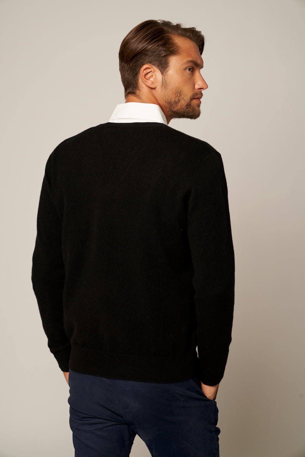 Solid V-Neck Merino Cashmere Sweater