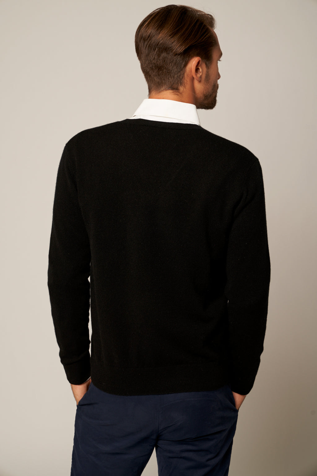 Solid V-Neck Merino Cashmere Sweater