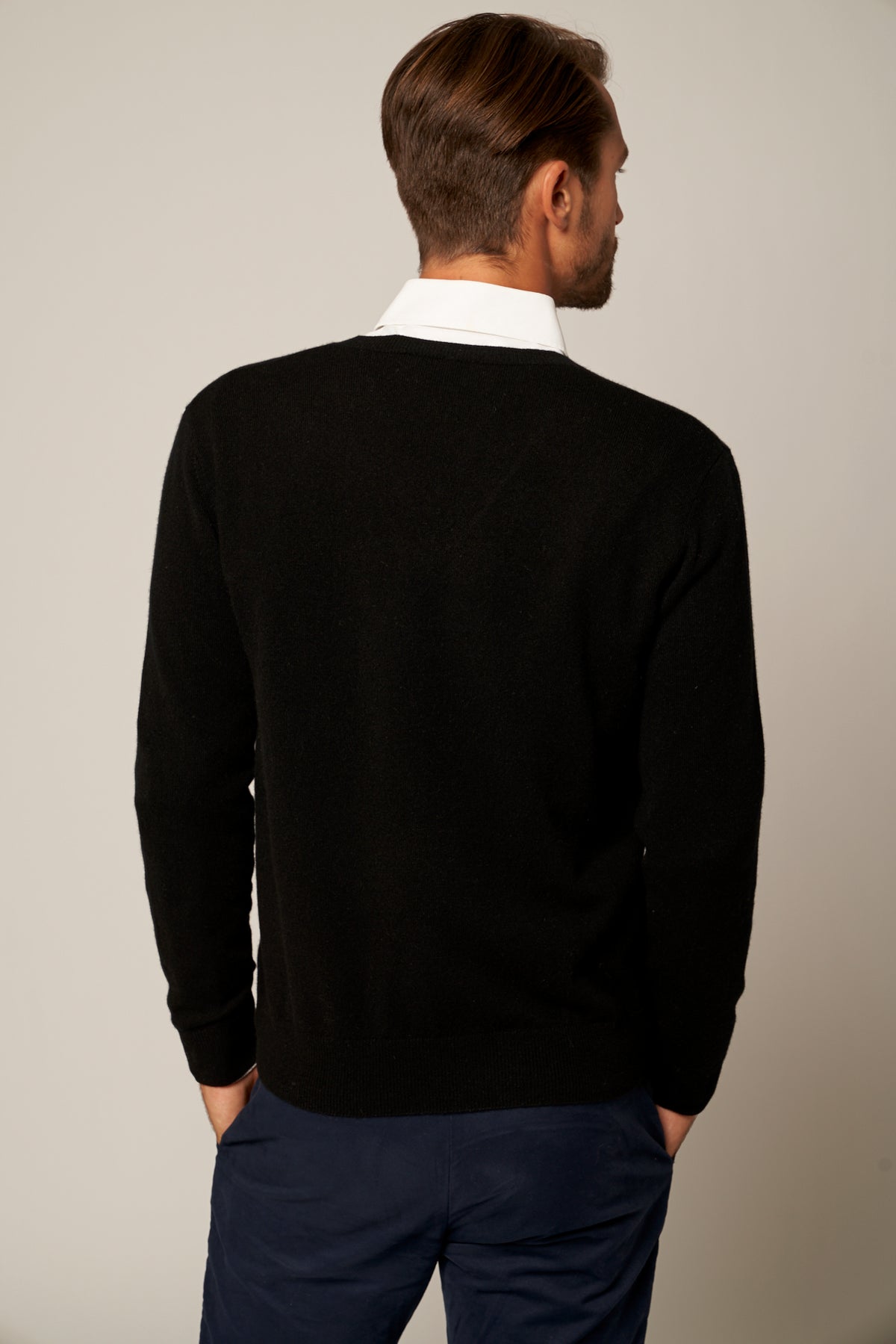 Solid V-Neck Merino Cashmere Sweater