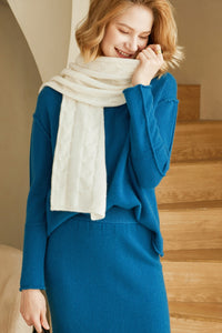 Solid Cable-Knit Cashmere Scarf524862091673842